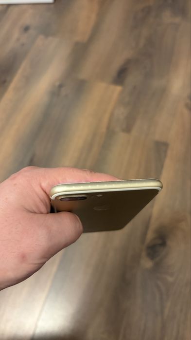 Телефон iPhone 7 plus 32gb та 100% ємність батареї