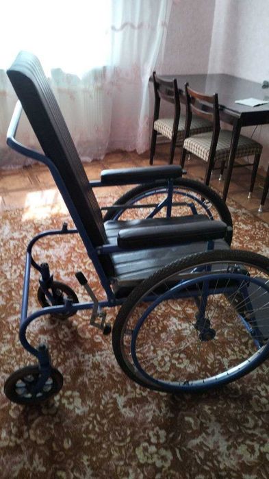 Iнвалідний візок трансформер в лiжко