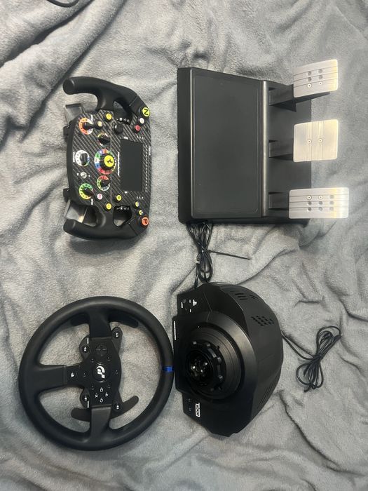 Thrustmaster T300RS