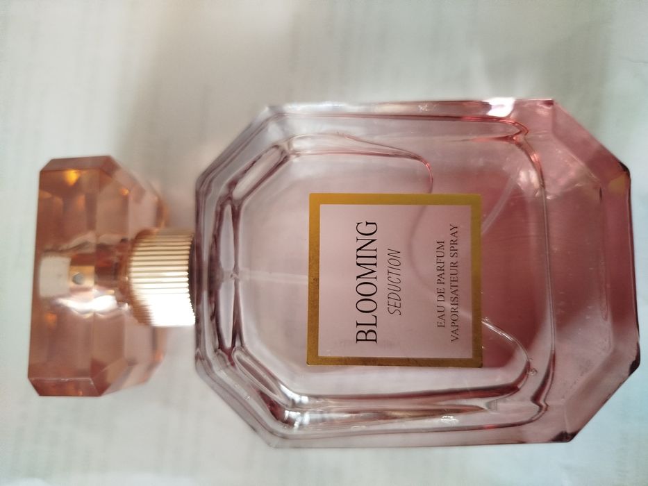 Nowa piękna perfuma Blooming Sedution 100 ml