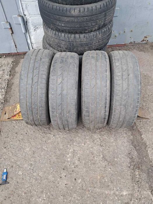 Продам б/в резину 195/65 R15