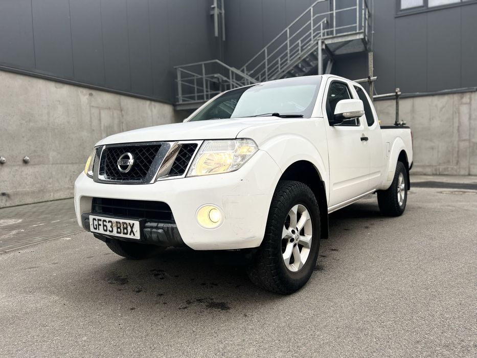 Nissan Navara 2013р
Рама ціла 
Двигун та роздатки працюють без проблем 
Автомобіль в збереженому стані 
Тільки приїхав з Британії