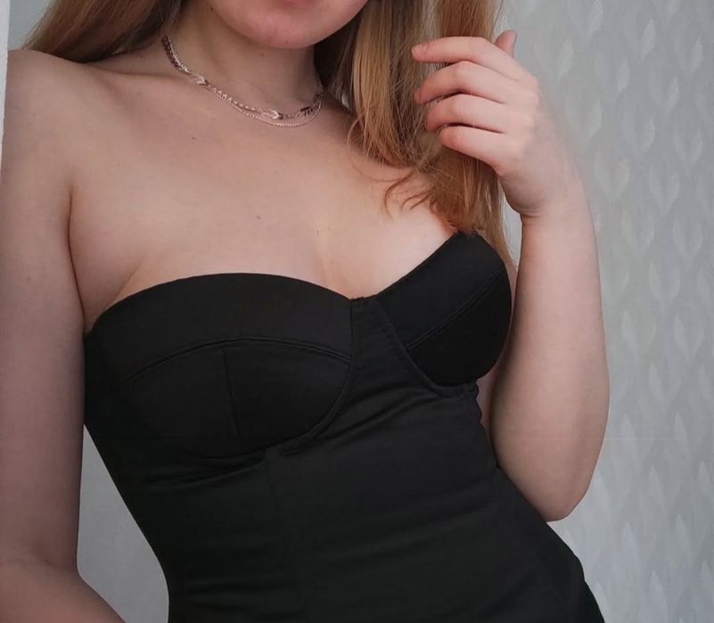 Корсет на шнурівці