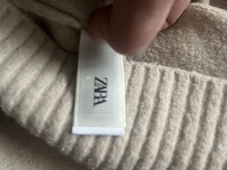 Sweterek damski Zara