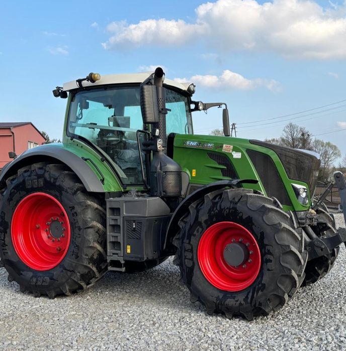 Fendt 826vario S4