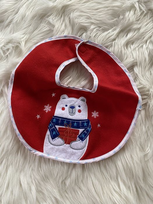 Czapka Mikołaja i śliniaczek dla dziecka na święta