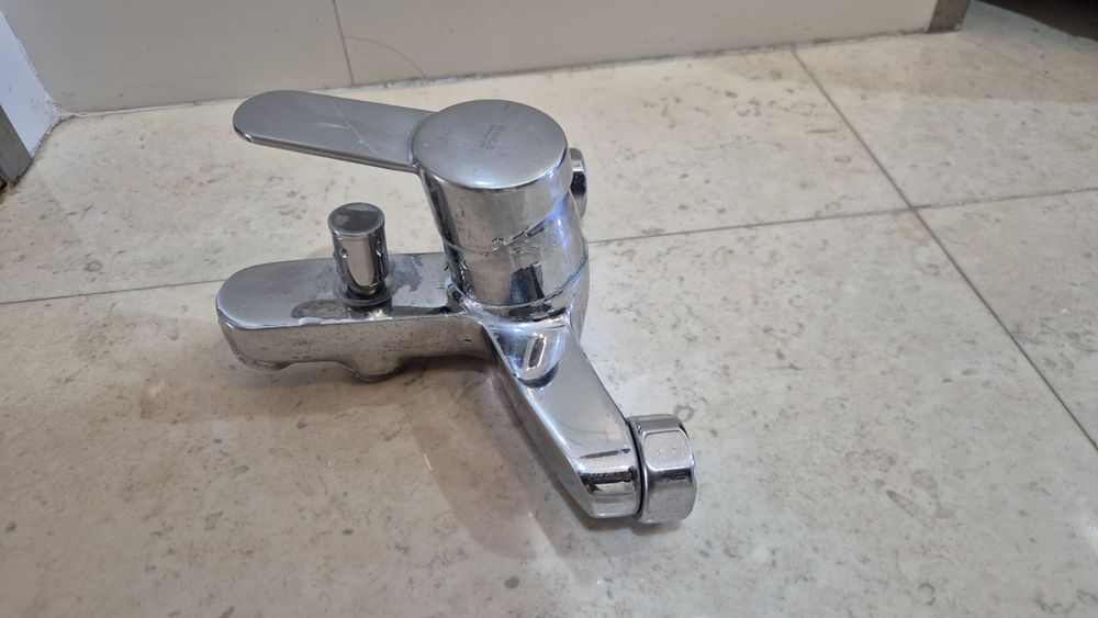 Conjunto torneiras Zénite,  Roca