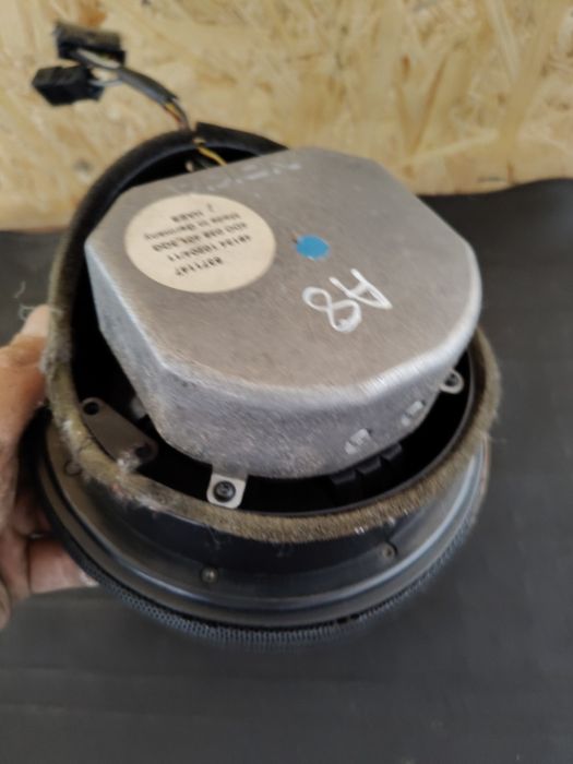 Głośnik audi A8 D2 audi passat skoda