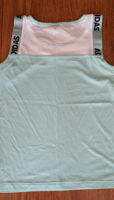 Женскуая   майка Adidas,S
