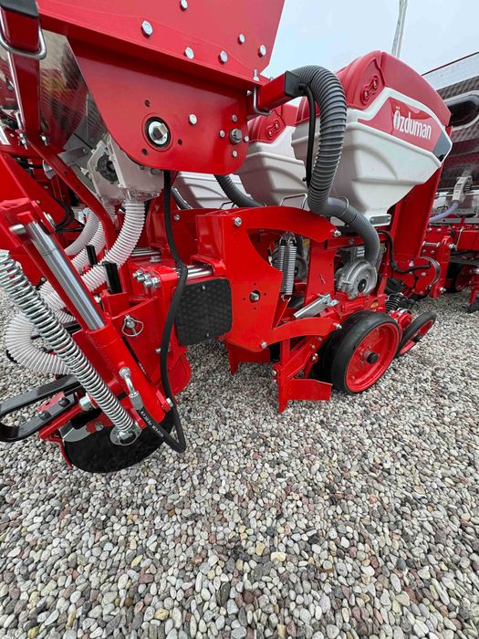 Siewnik pneumatyczny do kukurydzy 6-rzędowy Ozduman  HVMD-T6 od ręki!