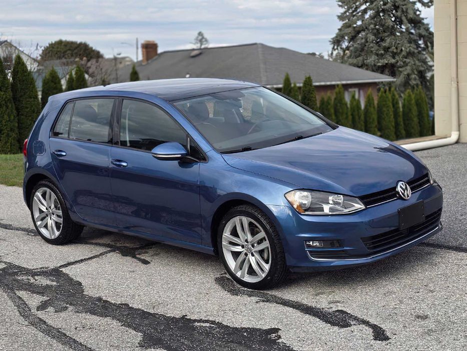 Volkswagen Golf      2017