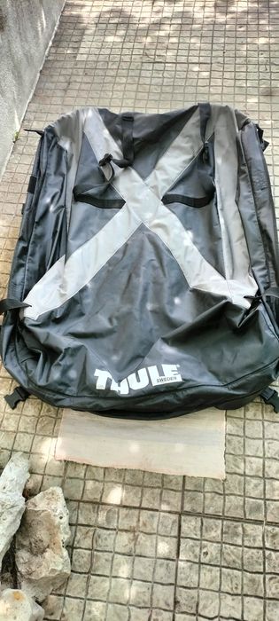 Mala tejadilho Thule em lona.
