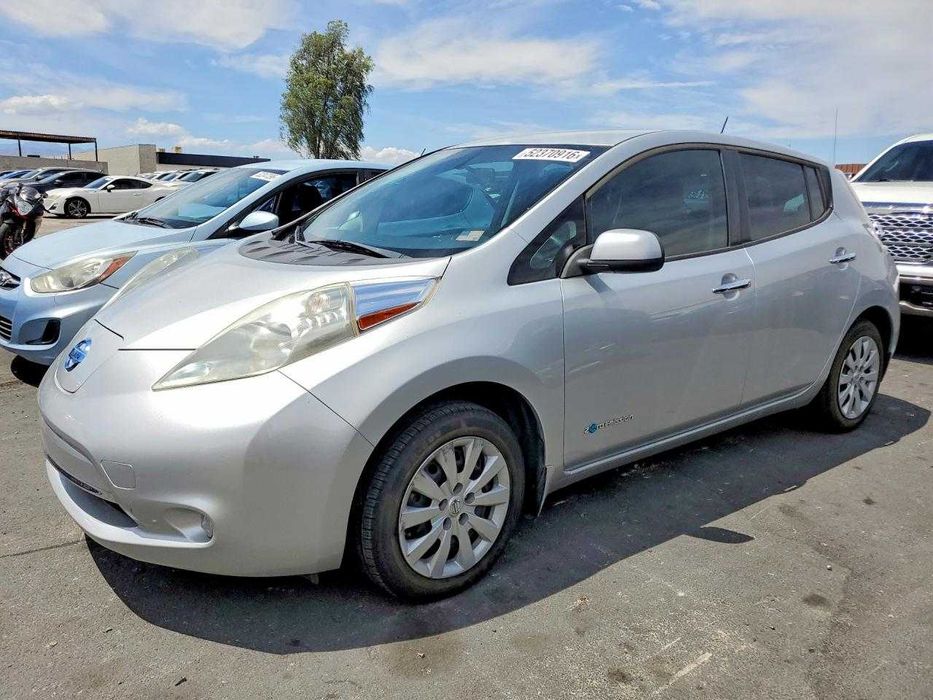 2015 Nissan Leaf S 30 кВт