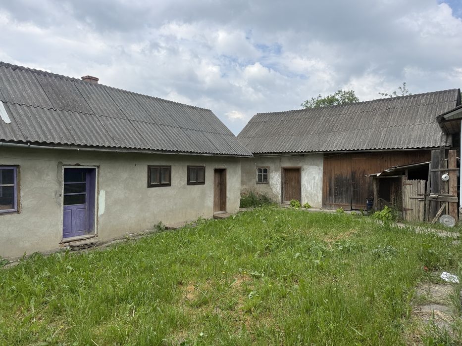 Продаж будинку, ділянка 25 соток, біля Чернівців