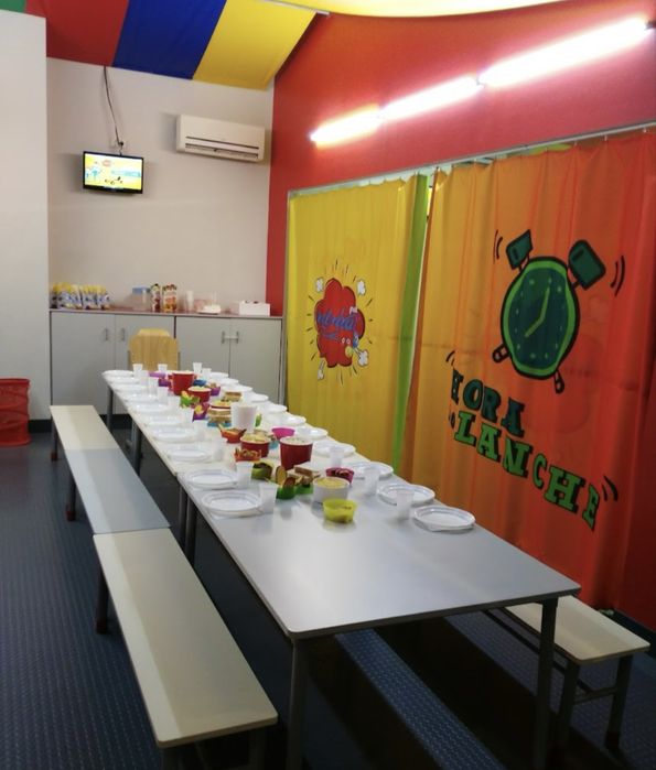 Vende-se Recheio de Espaço de Festas Infantis