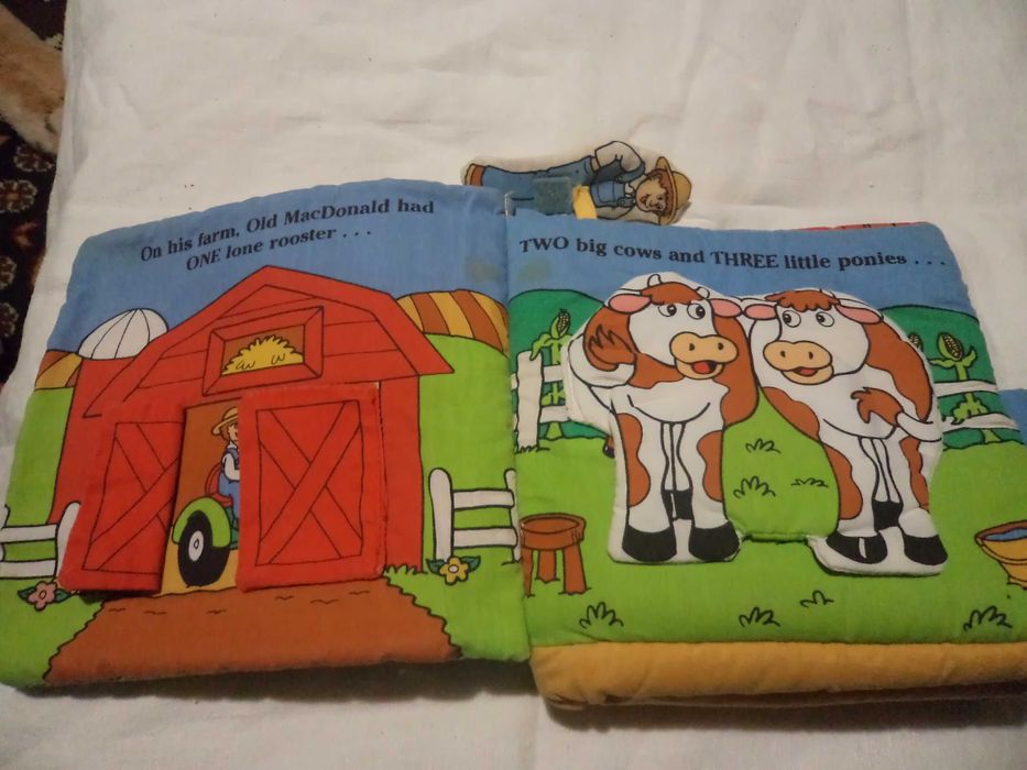 мягкая книжечка развивающая