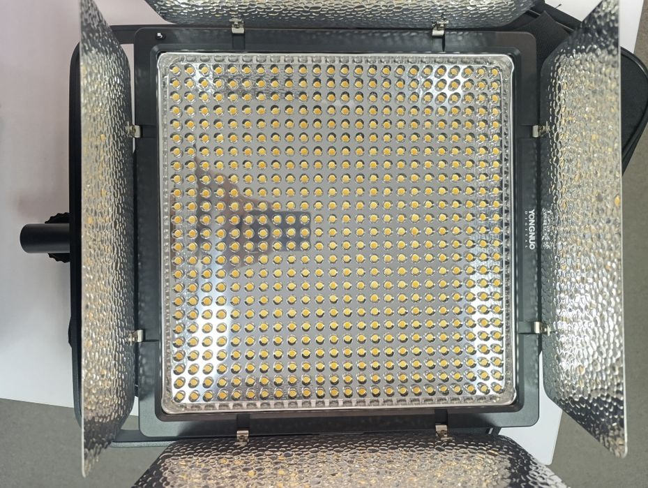 Постійне студійне світло YONGNUO YN860 LED