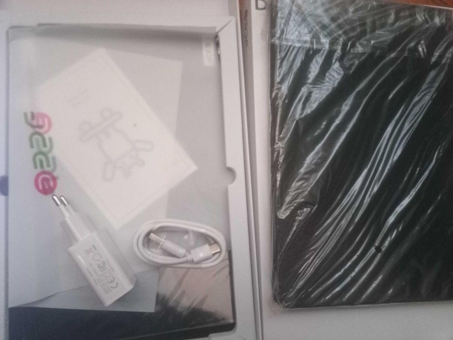 Новий 10" планшет 4/64Gb Android 13 sim 4g