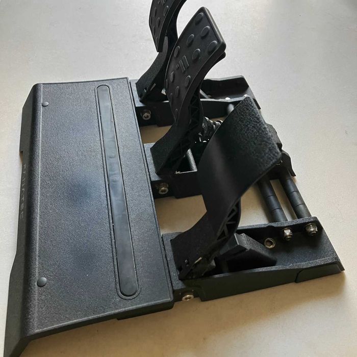 Pedais Fanatec CSL Elite v2