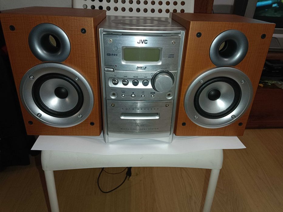 Wieża mini JVC CA-UXG3