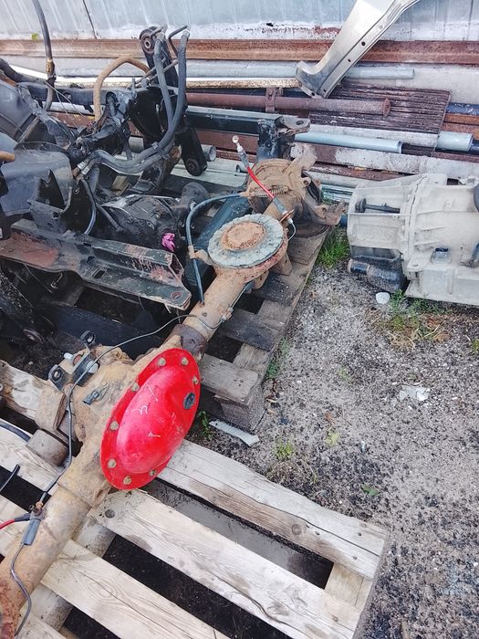 Tylny most kompletny grand Cherokee Jeep 3.7 benzyna