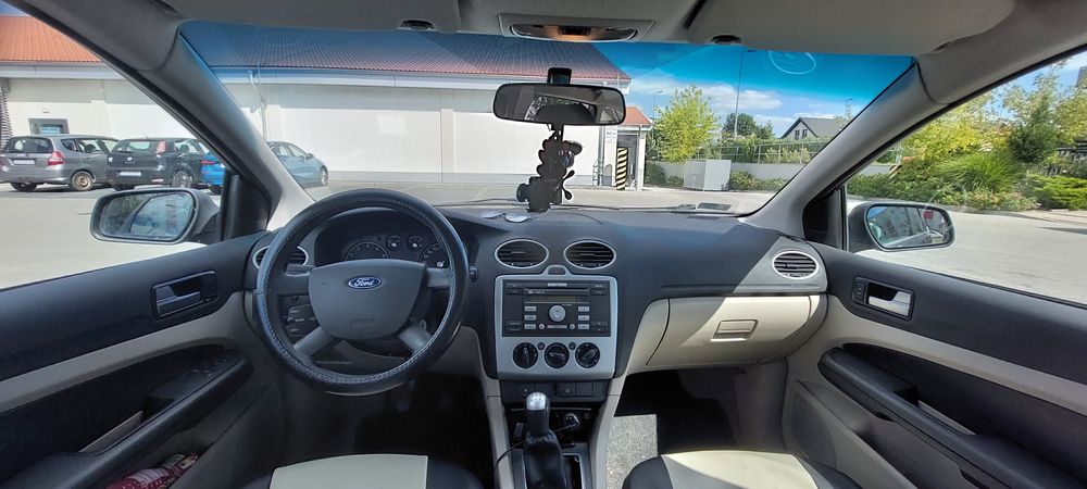 Ford Focus Mk2 Kombi 1.6 benzyna 2005 – jeżdżący, do poprawek