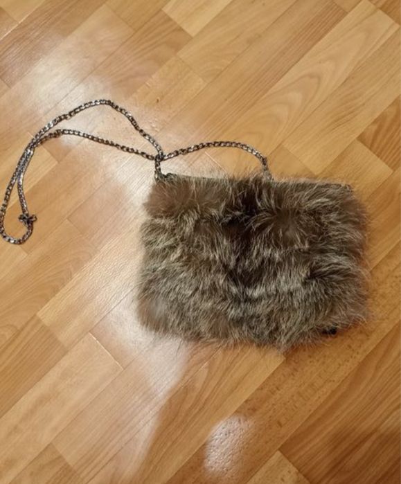 Продам кожаную сумку