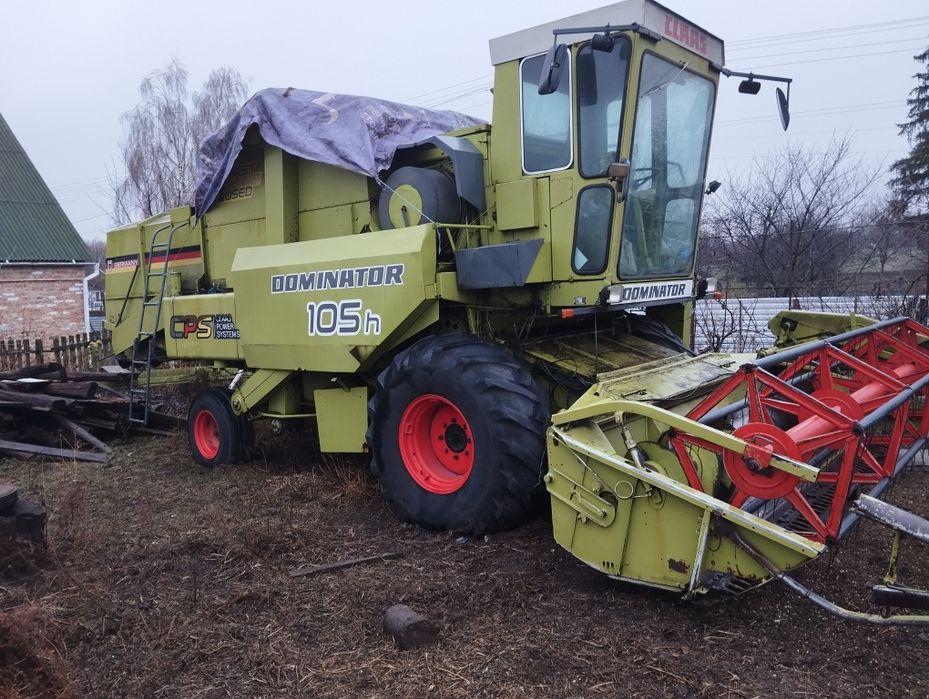 Зерно збиральний комбайн CLAAS Dominator 105