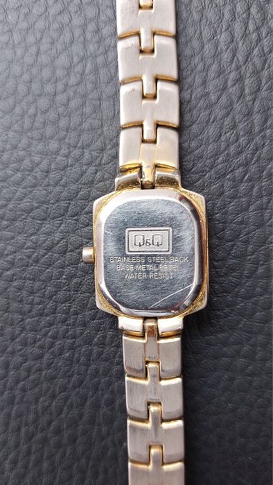 Zegarek damski Q&Q Quartz