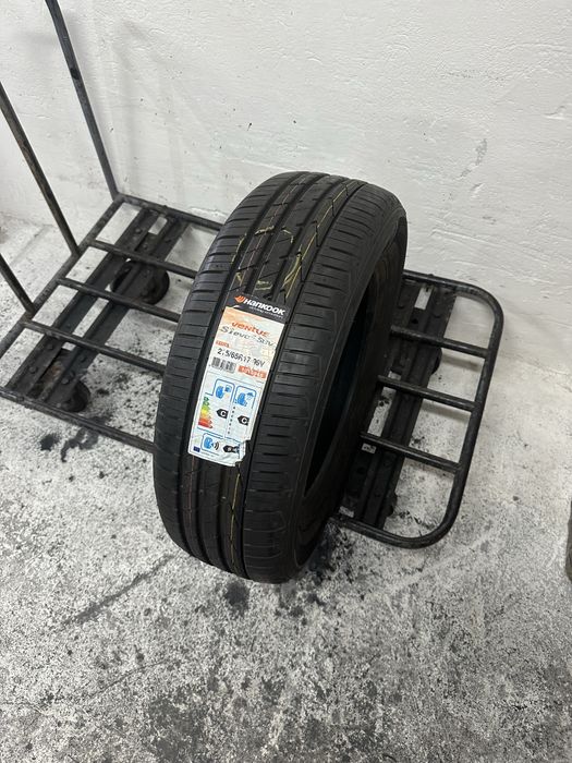 1X NOWE Hankook Ventus S1 EVO 2 SUV 215/65 R17