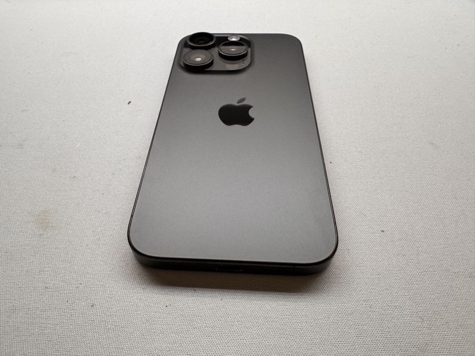 Iphone 15 pro 128 gb black