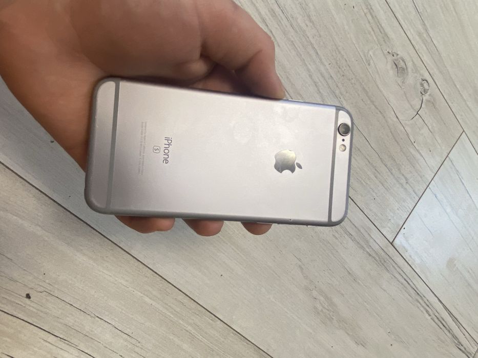 iphone 6s розбитий дисплей