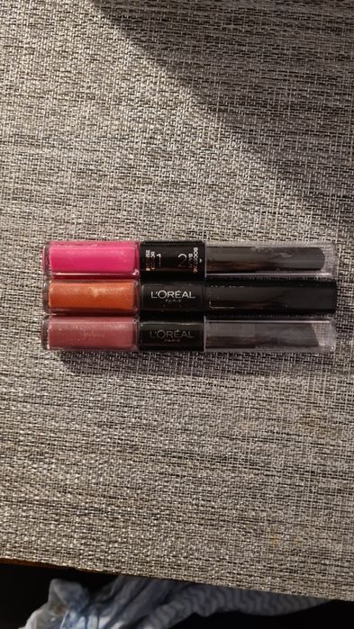 Szminki i błyszczyki loreal Maybelline i inne