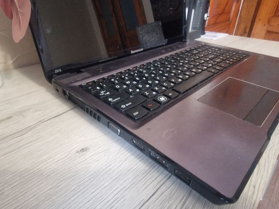Ноутбук Lenovo Z575 A4/ОЗУ 8Gb/Hdd 320Gb/Radeon HD 6480-1Gb