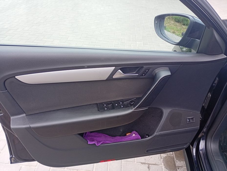 Volkswagen Passat B7  1.6TDI