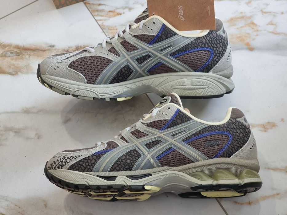 Оригінал 100% кросівки asics nimbus 10.1  eur 41.5