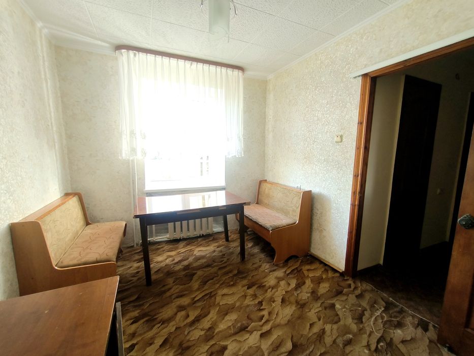 Продається 4 -х кімнатна  квартира  Теплодар ,є відновлення