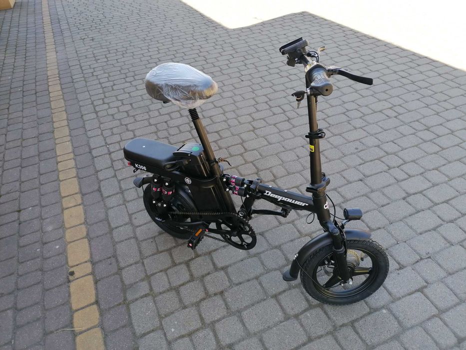 Rower nowy elektryczny VIP, komunijny prezent.