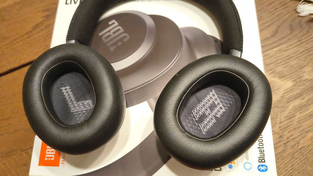 Auscultadores JBL Live 660NC excelentes