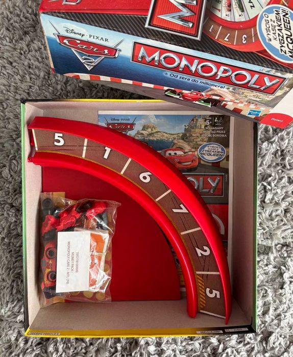 Monopoly Auta 2 Cars 2 Monopoly Zygzak McQueen gra planszowa