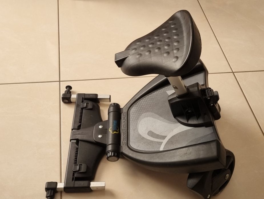 Dostawka do wozka z siedziskiem