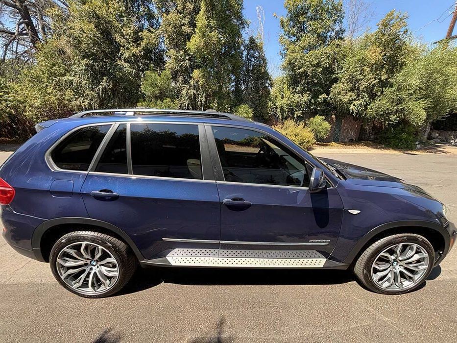 BMW X5 xDrive35d      2012