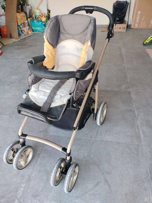 Carrinho de bebé 3 em 1