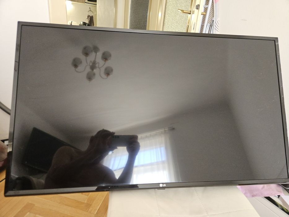Продам по запчастям  LG 43UK6300MLB