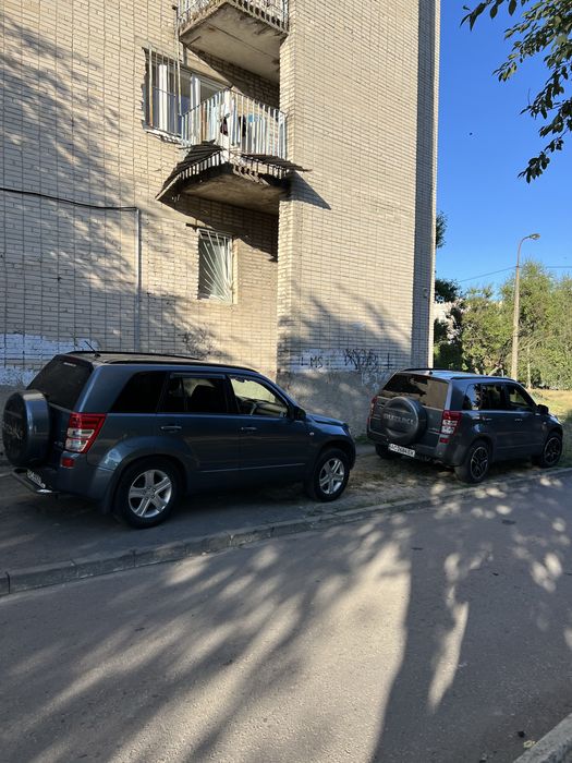 Продаю suzuki grand vitara 2.0