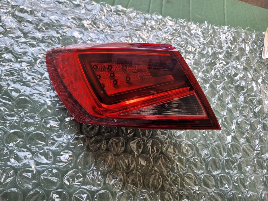 Seat leon lll lampa lewa tył led