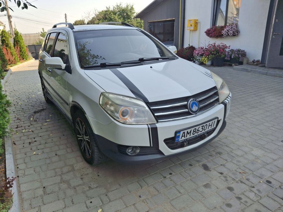 Geely  mk cross 1.5