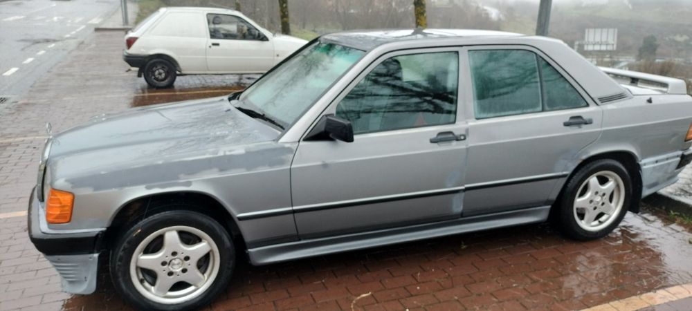 Mercedes Benz  de 1988 , 2000 gasóleo , 4 velocidades