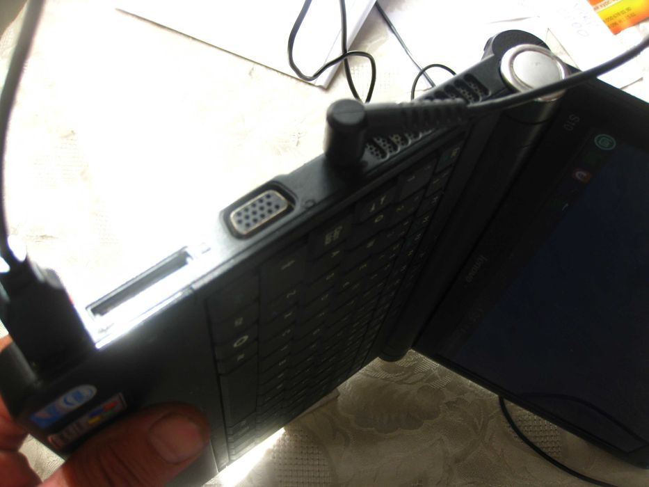 Повністю функційний  нeтбук Lenovo