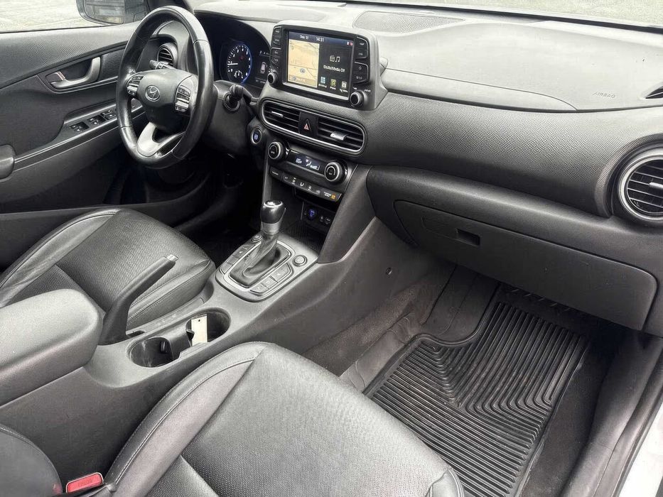 Hyundai Kona Ultimate      2021